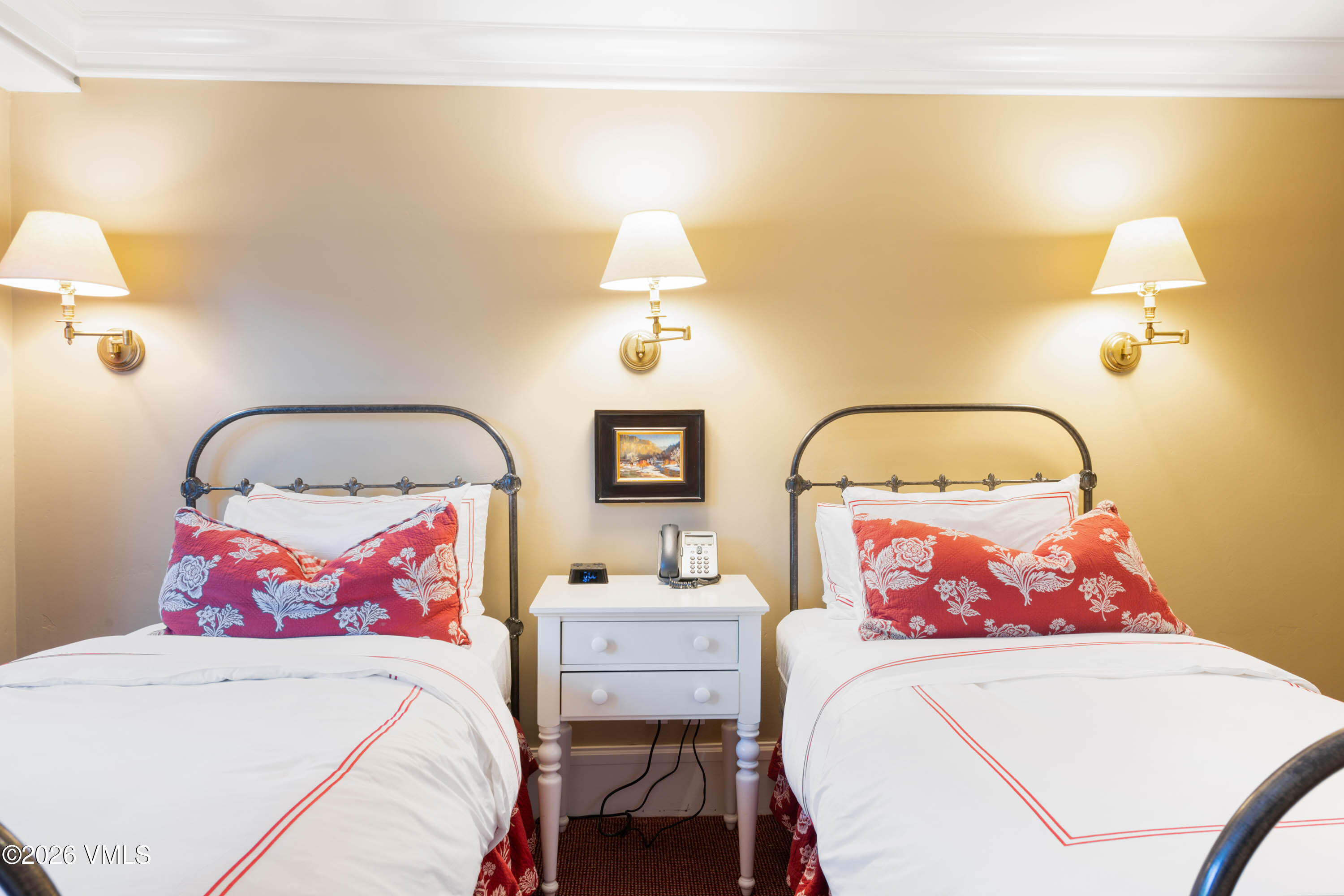 1 Willow Bridge Road, Unit 33 Vail, CO 81657 - Photo 18 of 25 OWBR Guest Bed