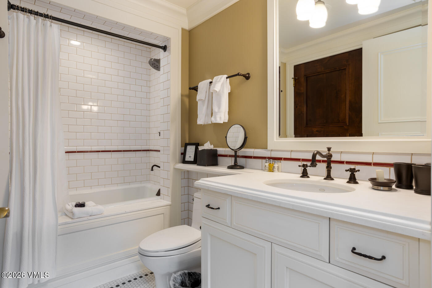 1 Willow Bridge Road, Unit 33 Vail, CO 81657 - Photo 22 of 40 One Willow Bridge 33 MLS-22