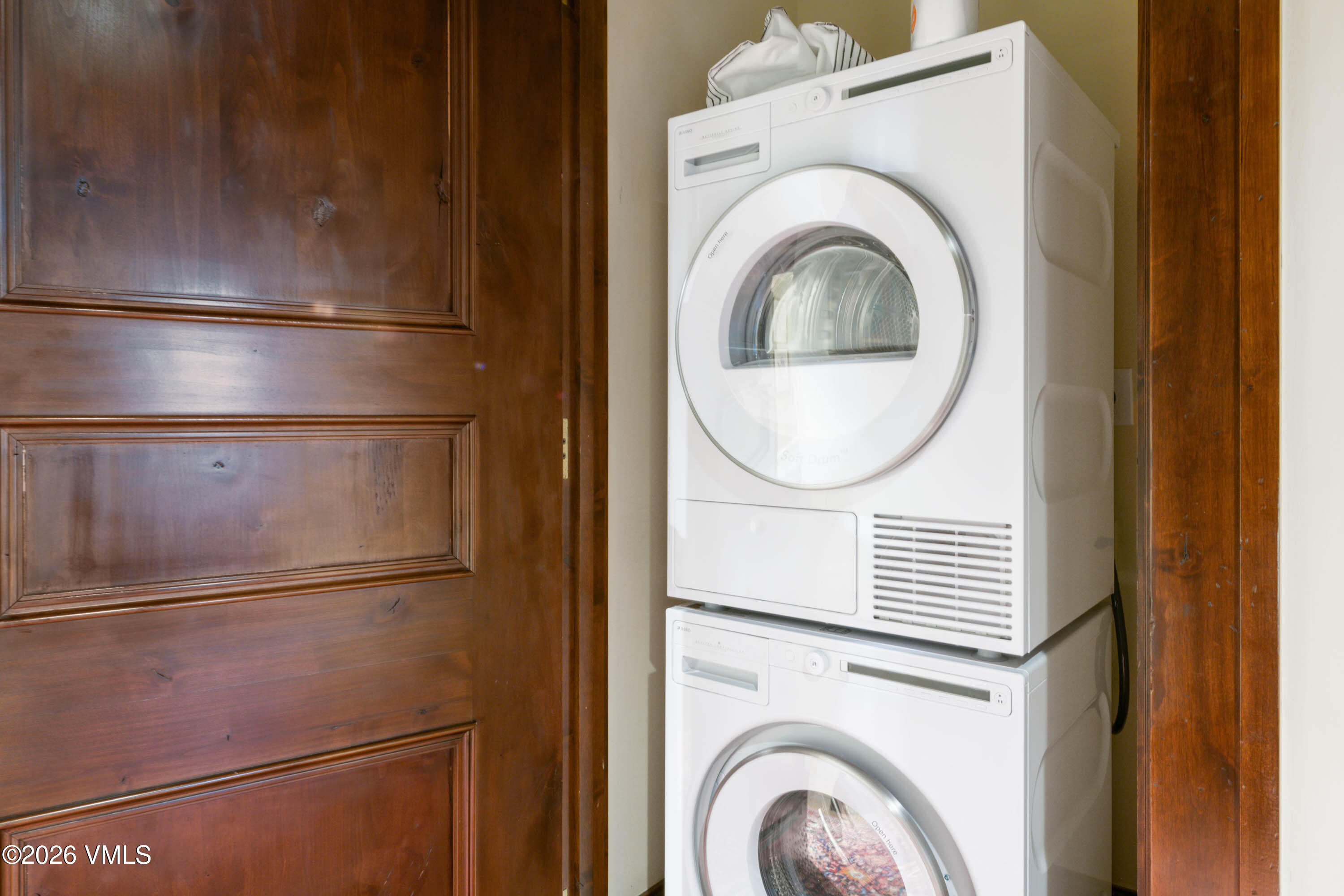 1 Willow Bridge Road, Unit 33 Vail, CO 81657 - Photo 25 of 25 OWBR Washer Dryer
