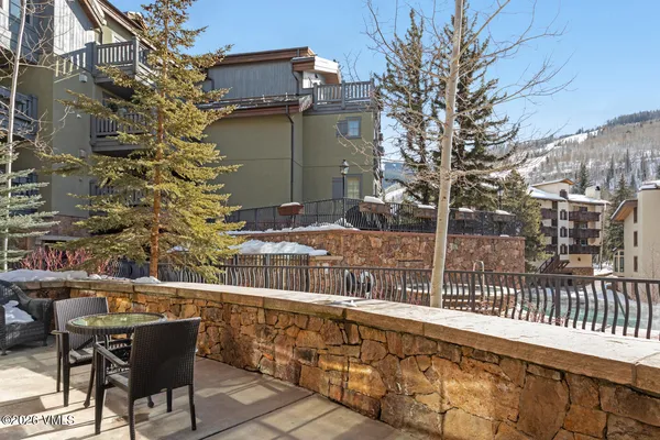 $1,300,000 | 1 Willow Bridge Road, Unit 33, Vail, CO 81657