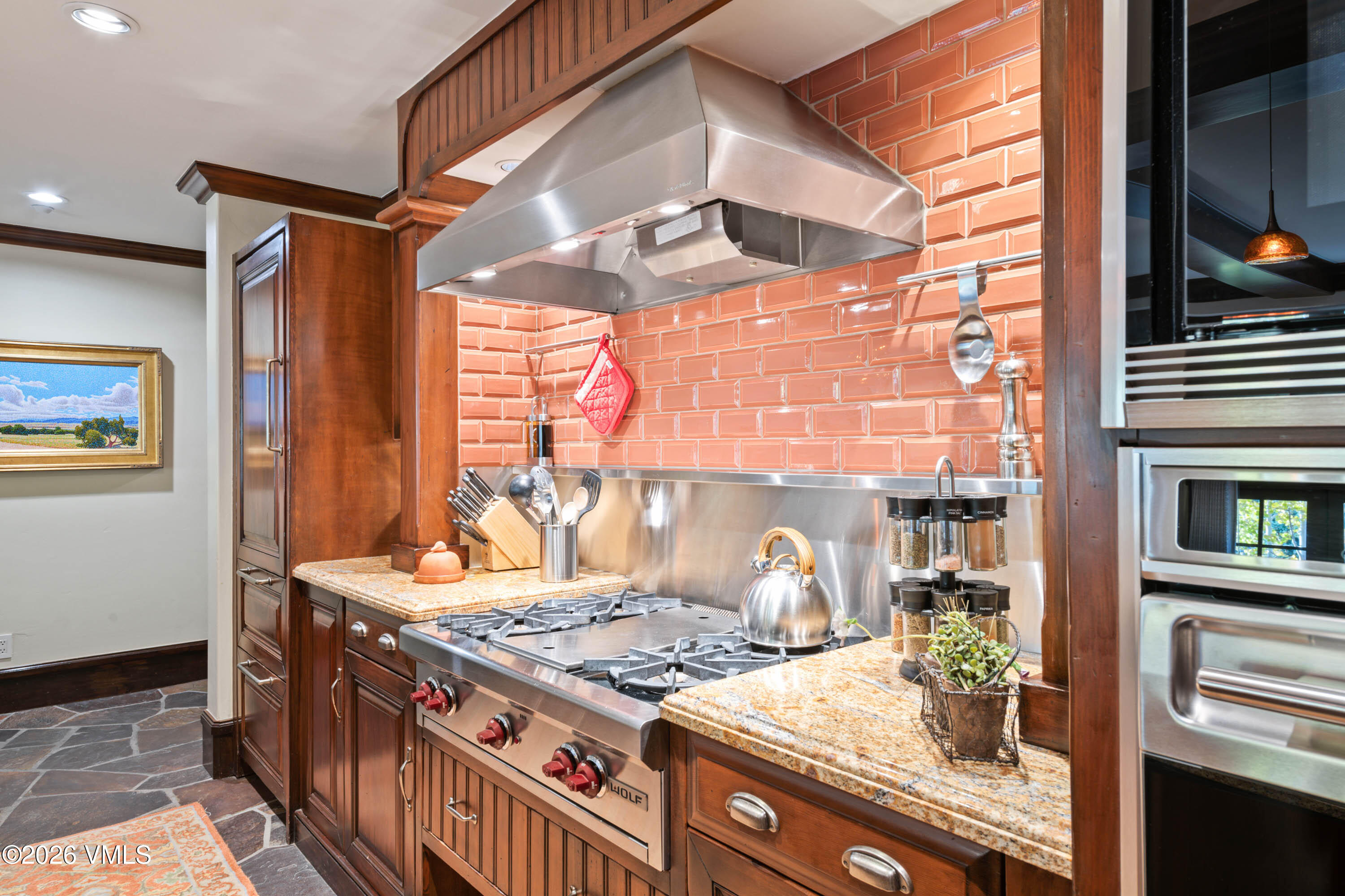 1 Willow Bridge Road, Unit 33 Vail, CO 81657 - Photo 4 of 25 OWBR Gas Stove