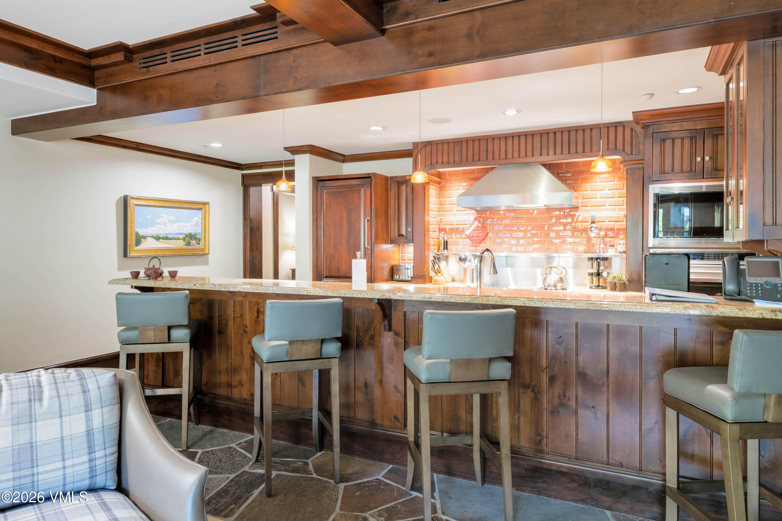 1 Willow Bridge Road, Unit 33 Vail, CO 81657 - Photo 5 of 25 OWBR Ktichen and Counter