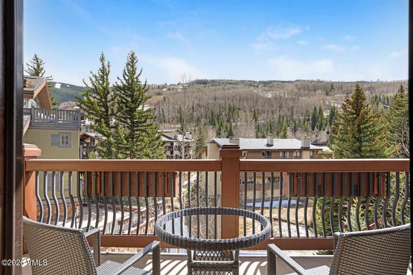 1 Willow Bridge Road, Unit 33 Vail, CO 81657 - Photo 8 of 40 One Willow Bridge 33 MLS-10