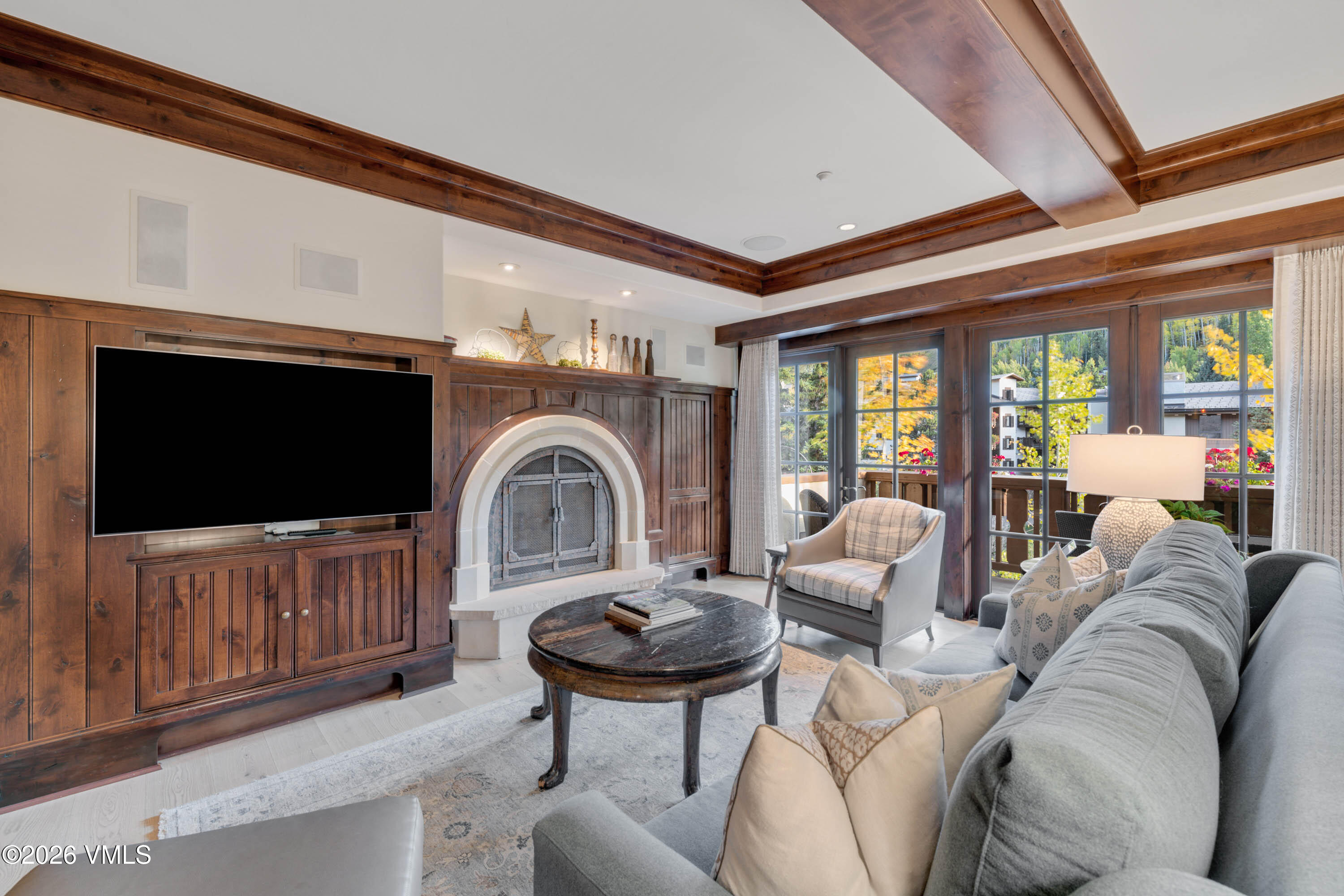 1 Willow Bridge Road, Unit 33 Vail, CO 81657 - Photo 8 of 25 OWBR Living Room with TV and Gas FP