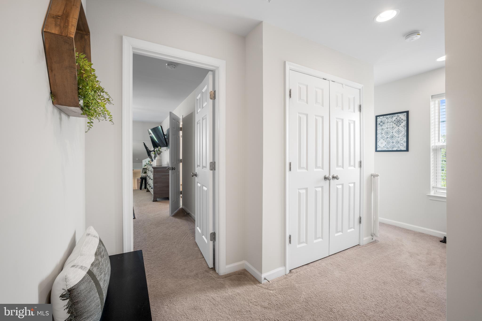 15946 Coolidge Avenue Silver Spring, MD 20906 - Photo 16 of 49 a view of a hallway with interior of the house