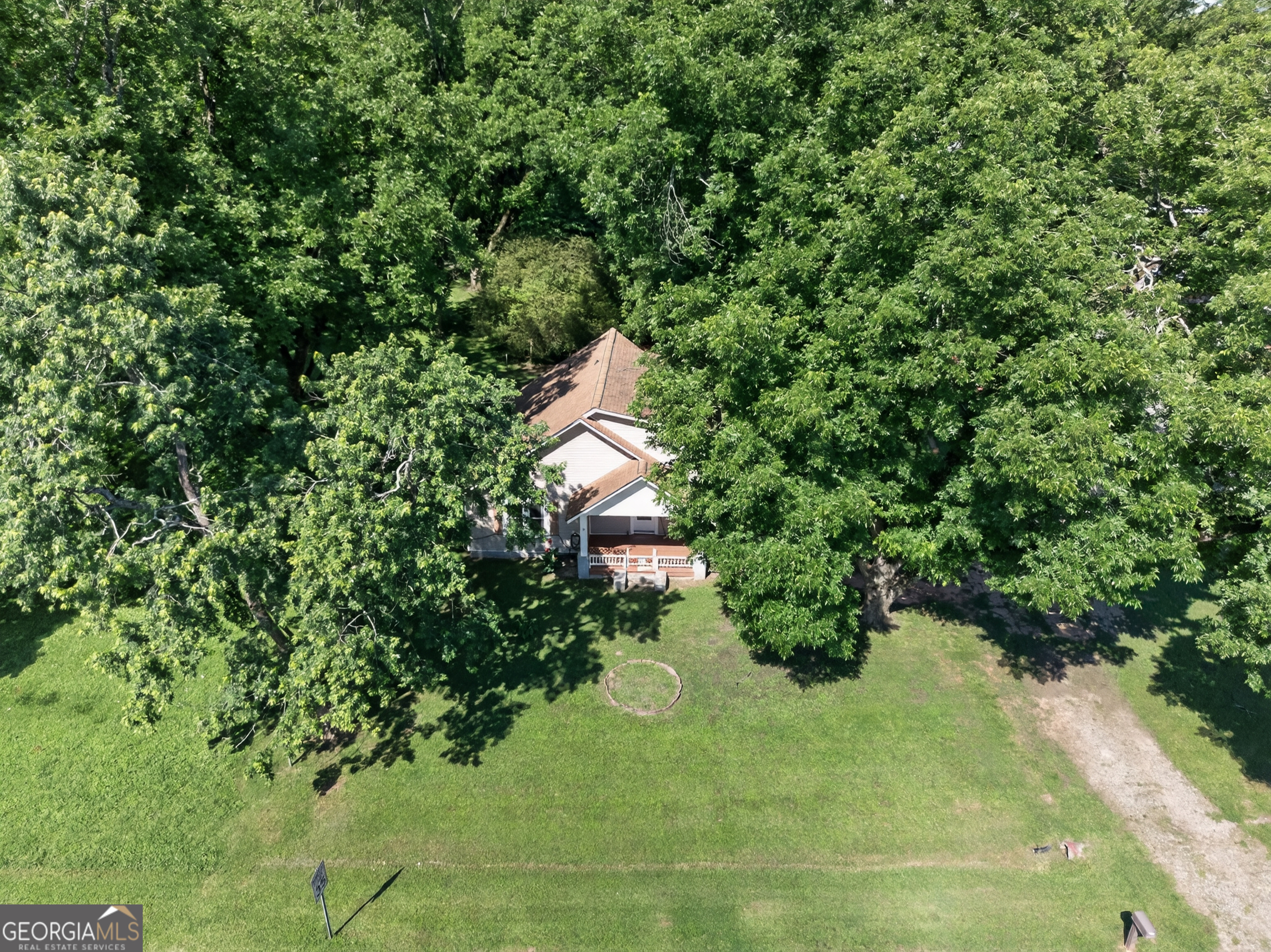 98 South 5th Street Colbert, GA 30628 - Photo 39 of 43