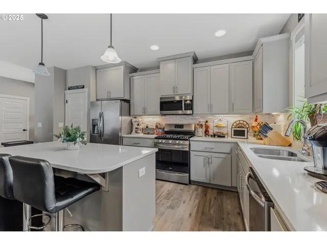 $585,000 | 6306 Northeast 134th Street, Vancouver, WA 98686