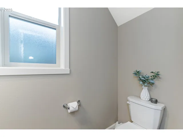 $585,000 | 6306 Northeast 134th Street, Vancouver, WA 98686