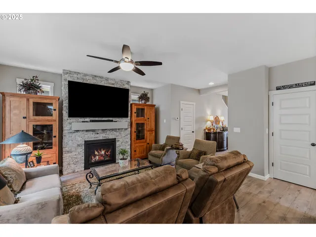 $585,000 | 6306 Northeast 134th Street, Vancouver, WA 98686