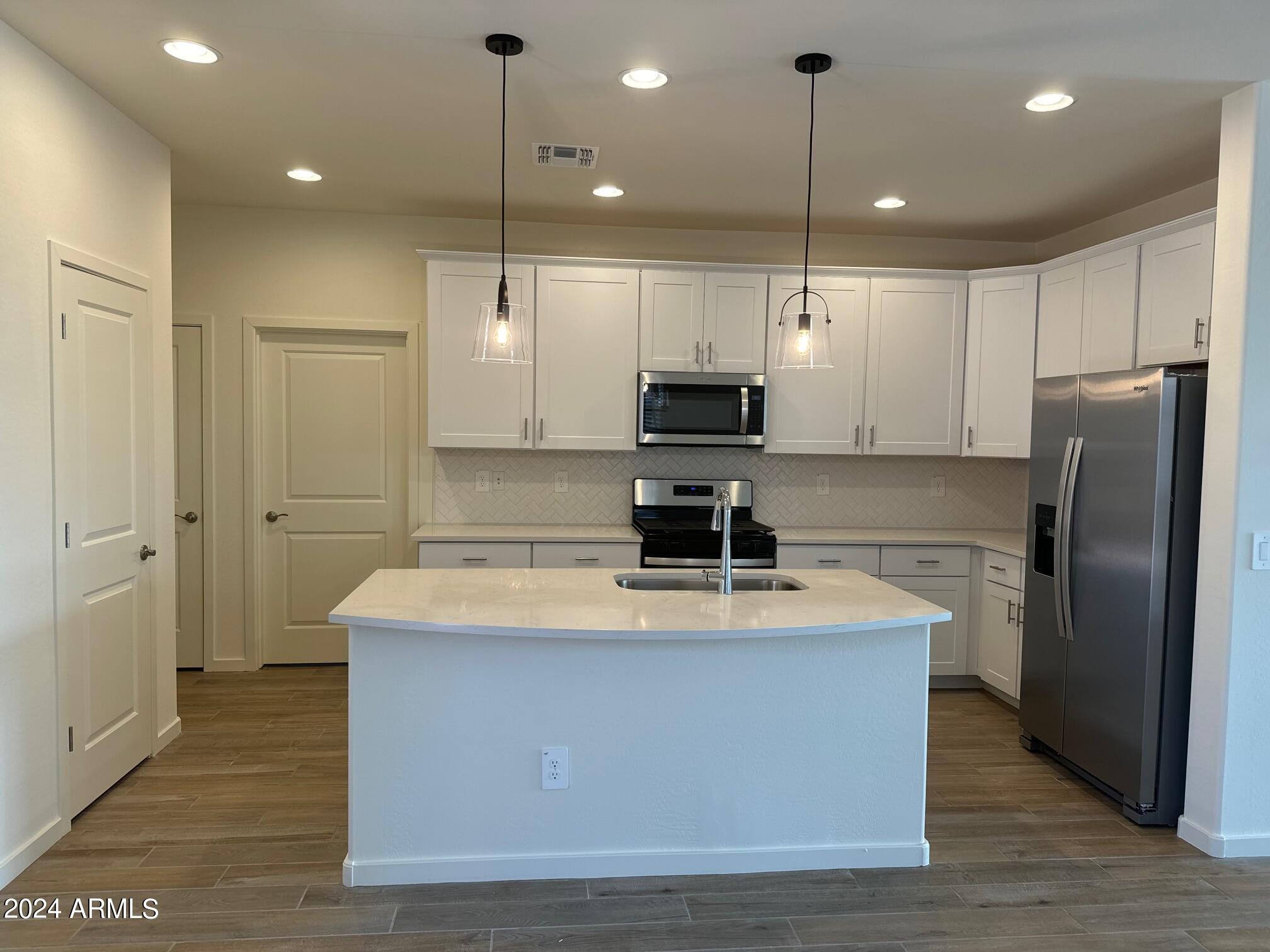 20565 North Candlelight Road Maricopa, AZ 85138 - Photo 8 of 31 74068160851__FC7644D2-04F6-46F4-ADEF-63D