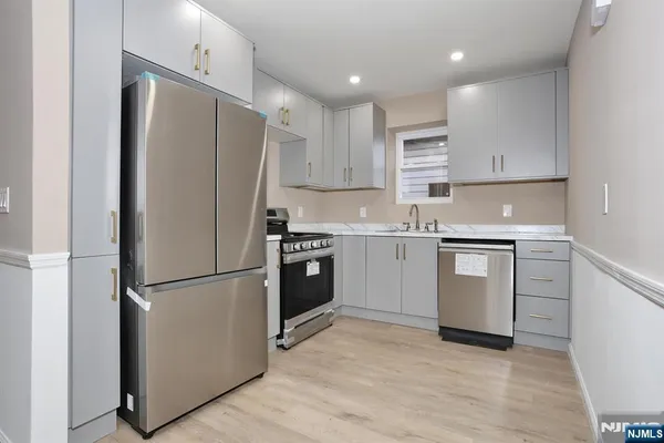 $2,500 | 143 Farnham Avenue, Unit 2, Garfield, NJ 07026