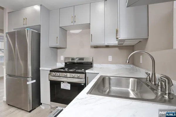 $2,500 | 143 Farnham Avenue, Unit 2, Garfield, NJ 07026