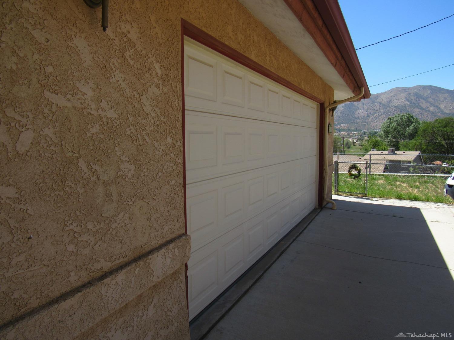 20008 Springhill Avenue Tehachapi, CA 93561 - Photo 27 of 32 Gallery Image 27