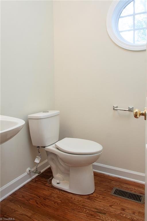 6213 High View Road Greensboro, NC 27410 - Photo 8 of 17 Gallery Image 8
