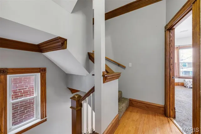 $424,999 | 3822 Shaw Boulevard, St. Louis, MO 63110