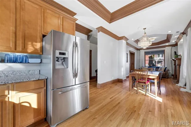 $449,944 | 3822 Shaw Boulevard, St. Louis, MO 63110