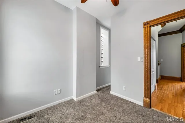 $424,999 | 3822 Shaw Boulevard, St. Louis, MO 63110