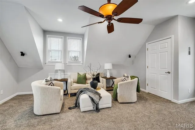 $424,999 | 3822 Shaw Boulevard, St. Louis, MO 63110