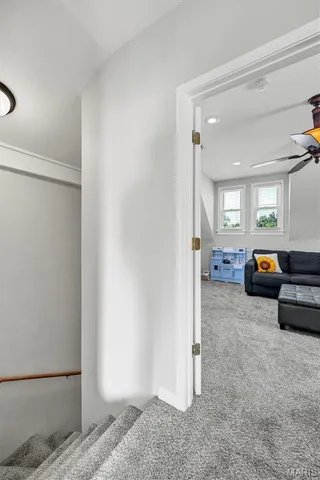 $449,944 | 3822 Shaw Boulevard, St. Louis, MO 63110