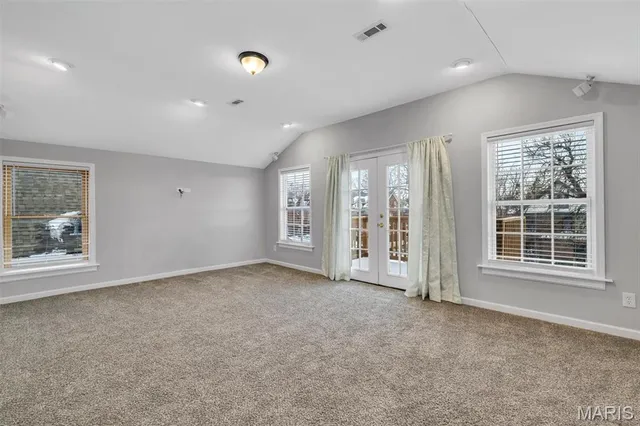 $424,999 | 3822 Shaw Boulevard, St. Louis, MO 63110