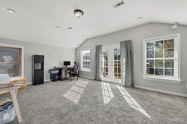 $449,944 | 3822 Shaw Boulevard, St. Louis, MO 63110