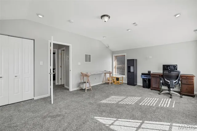 $449,944 | 3822 Shaw Boulevard, St. Louis, MO 63110