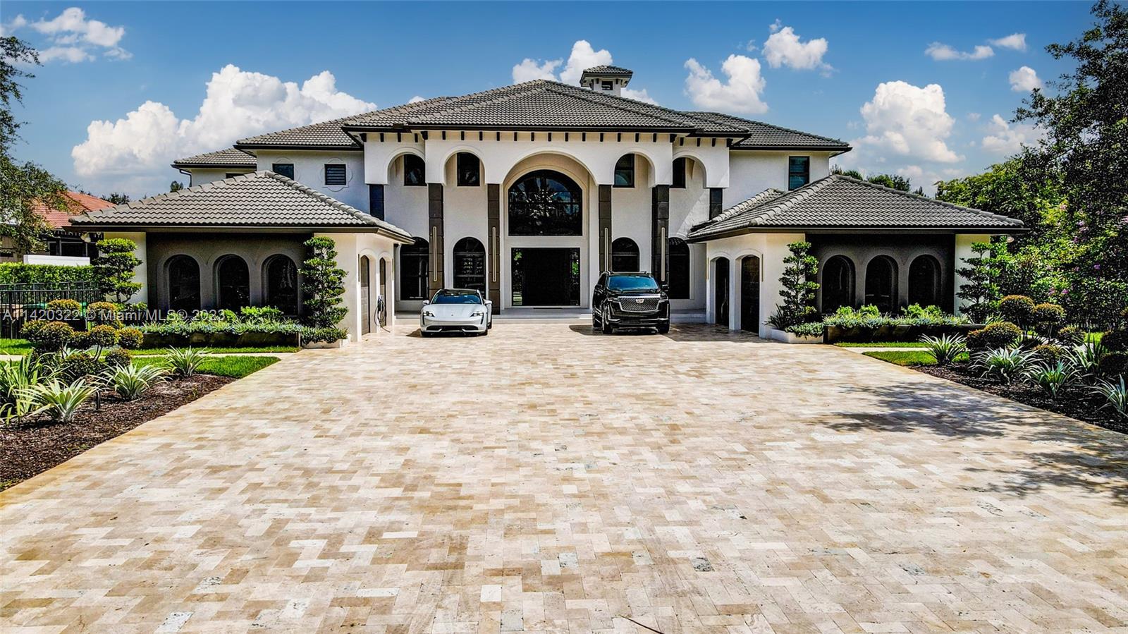12887 Equestrian Trail Davie, FL 33330 - Photo 3 of 92