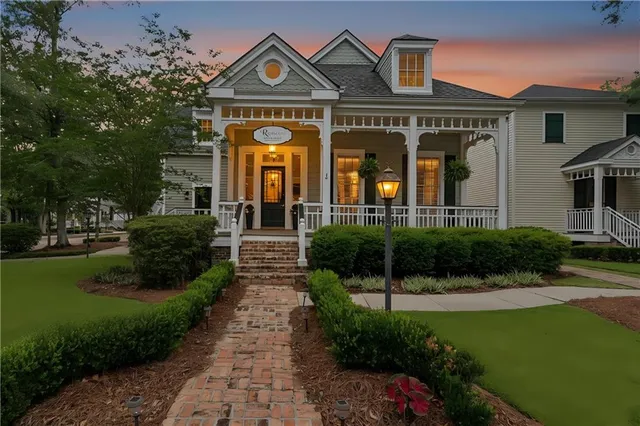 $995,000 | 506 East Rutland Street, Covington, LA 70433