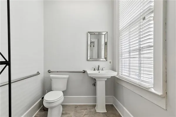 $995,000 | 506 East Rutland Street, Covington, LA 70433