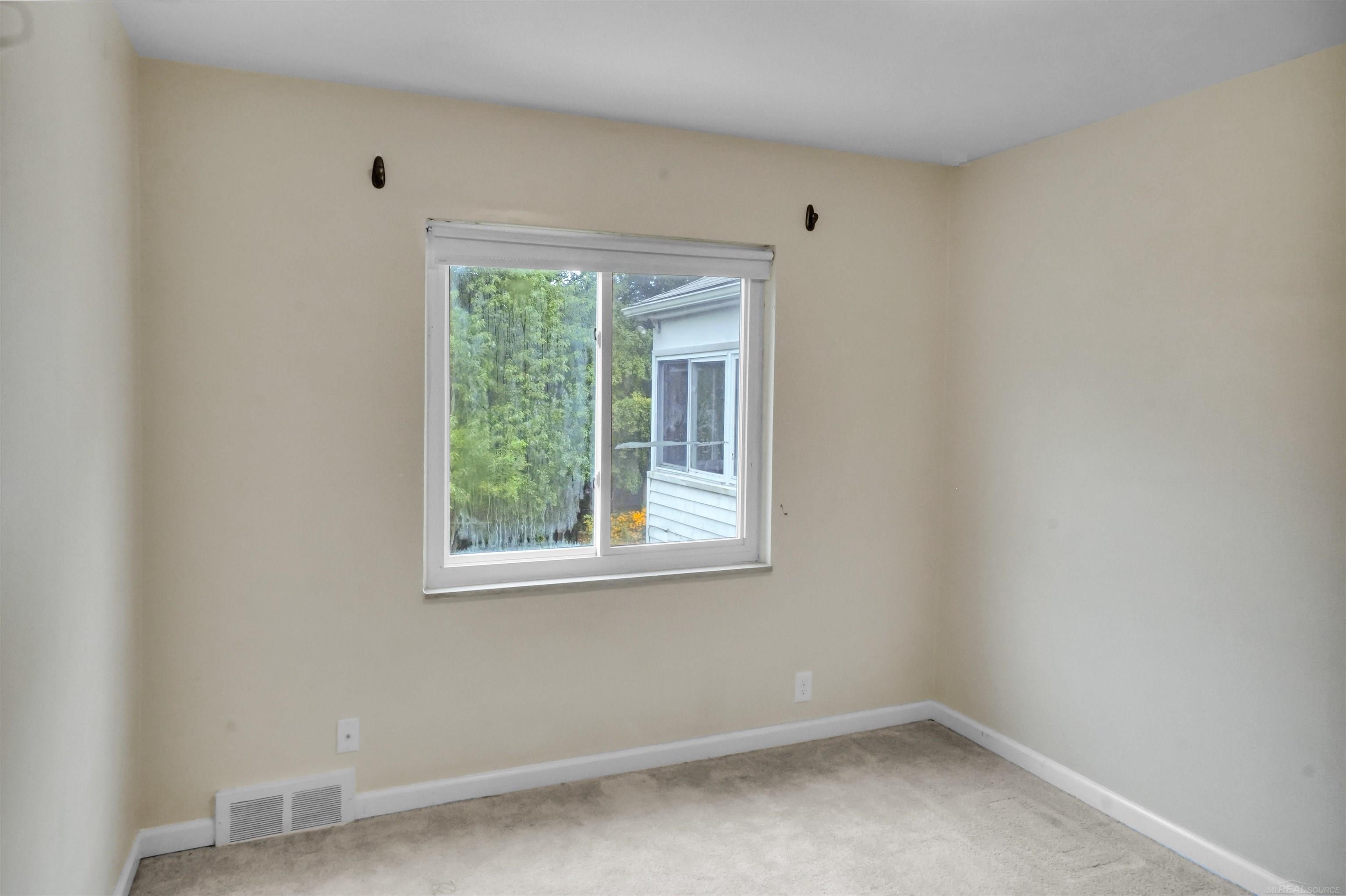 732-734 Harcourt Road Grosse Pointe Park, MI 48230 - Photo 16 of 22