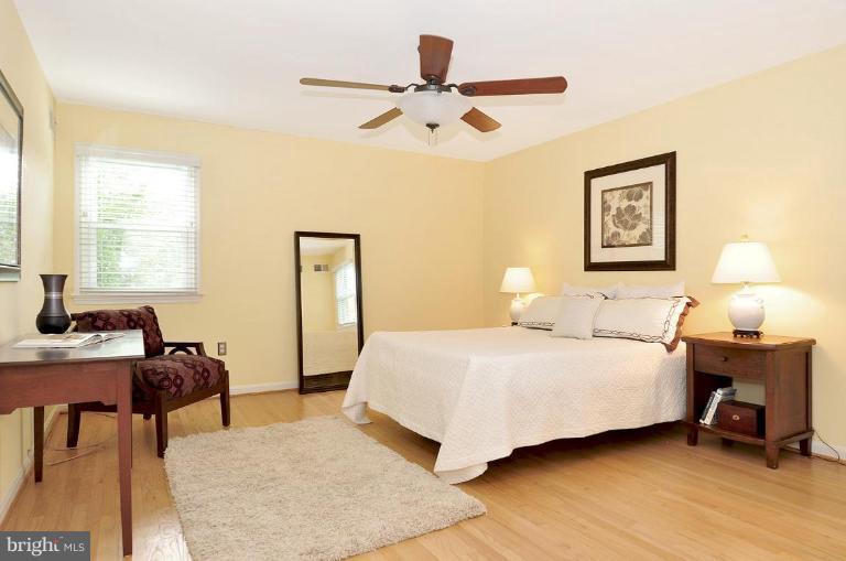 1251 Pine Hill Road McLean, VA 22101 - Photo 14 of 20 Master Bedroom