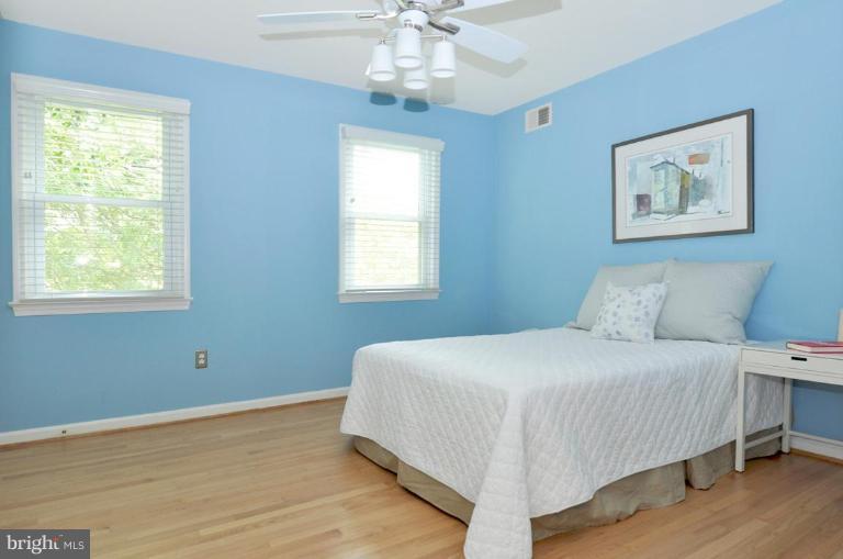 1251 Pine Hill Road McLean, VA 22101 - Photo 17 of 20 Bedroom #1