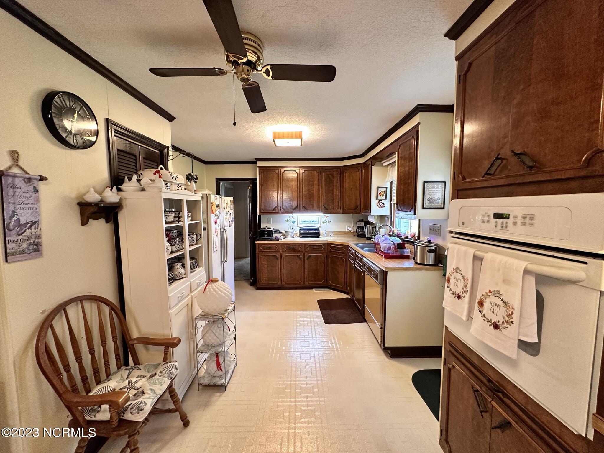 1691 Allen Williams Road Williamston, NC 27892 - Photo 37 of 106 IMG_1458