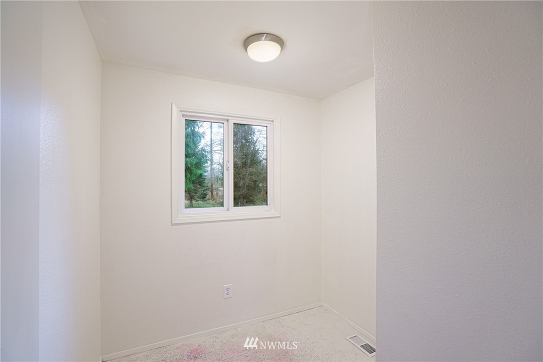 9419 Soren Road Sedro-Woolley, WA 98284 - Photo 12 of 40 Gallery Image 12
