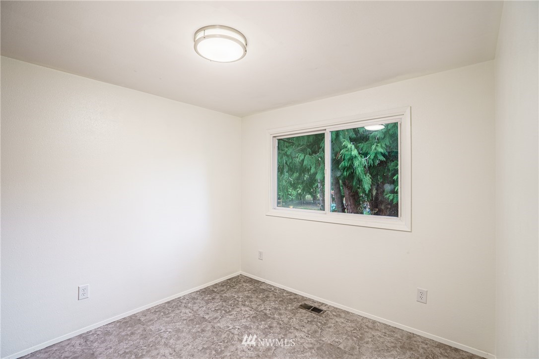 9419 Soren Road Sedro-Woolley, WA 98284 - Photo 13 of 40 Gallery Image 13