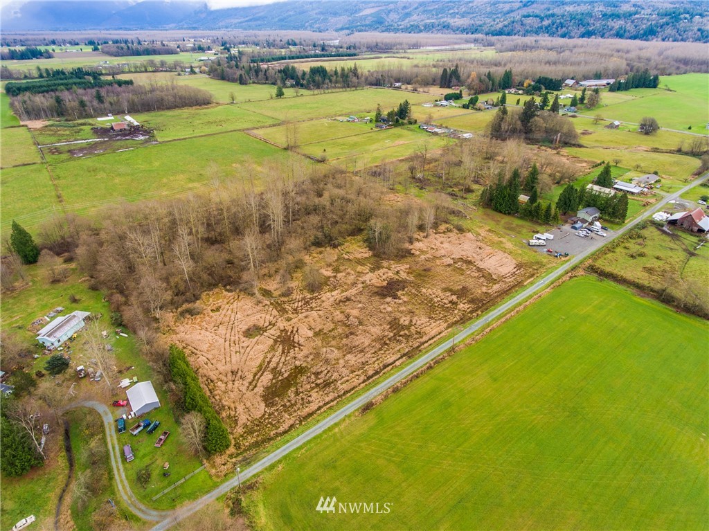 9419 Soren Road Sedro-Woolley, WA 98284 - Photo 3 of 40 Gallery Image 3
