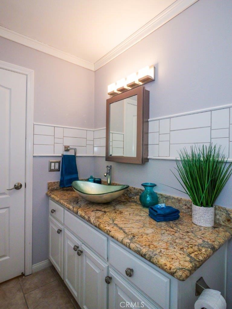 29422 Indian Valley Road Rancho Palos Verdes, CA 90275 - Photo 14 of 36