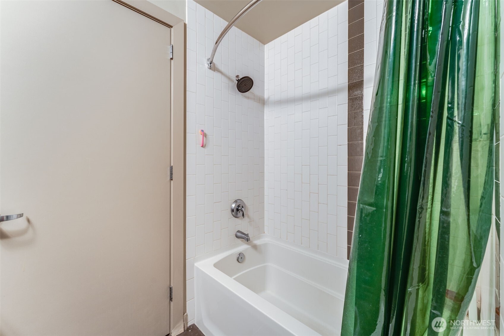 900 Lenora Street, Unit W302 Seattle, WA 98121 - Photo 13 of 27