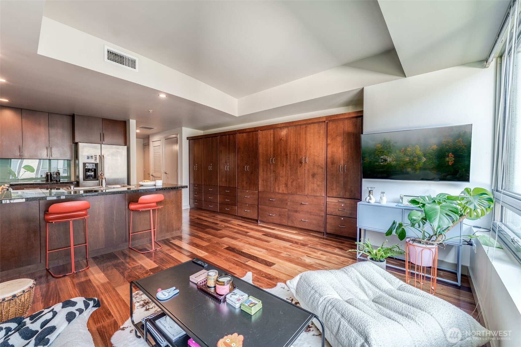 900 Lenora Street, Unit W302 Seattle, WA 98121 - Photo 8 of 27