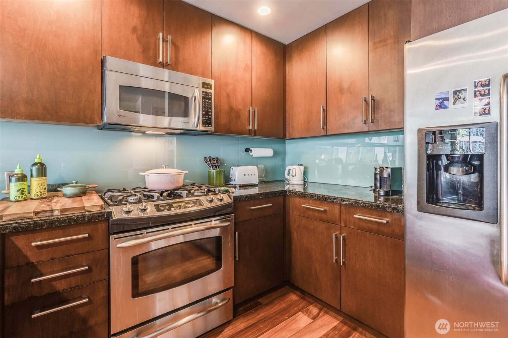 900 Lenora Street, Unit W302 Seattle, WA 98121 - Photo 10 of 27