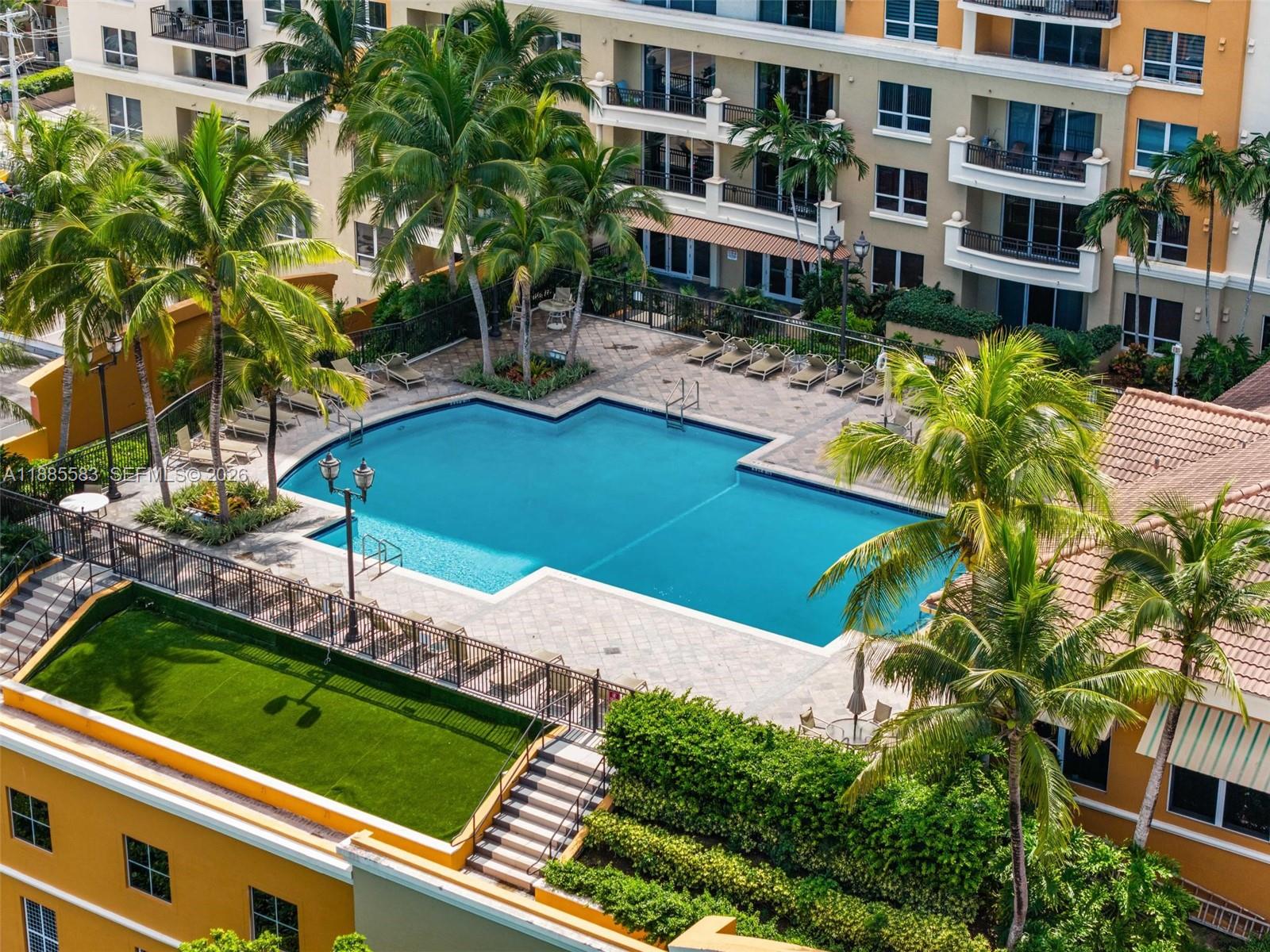 3232 Southwest 22nd Terrace, Unit 1003 Miami, FL 33145 - Photo 27 of 37