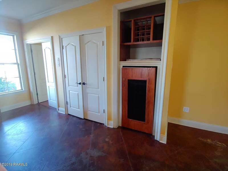 7176 Cemetery Road, Unit A St. Martinville, LA 70582 - Photo 13 of 35 Gallery Image 13