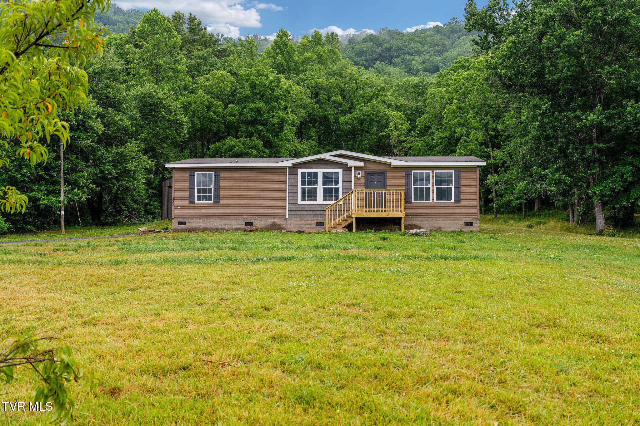 322 New Life Road Rogersville, TN 37857 - Photo 3 of 51 DSC03865