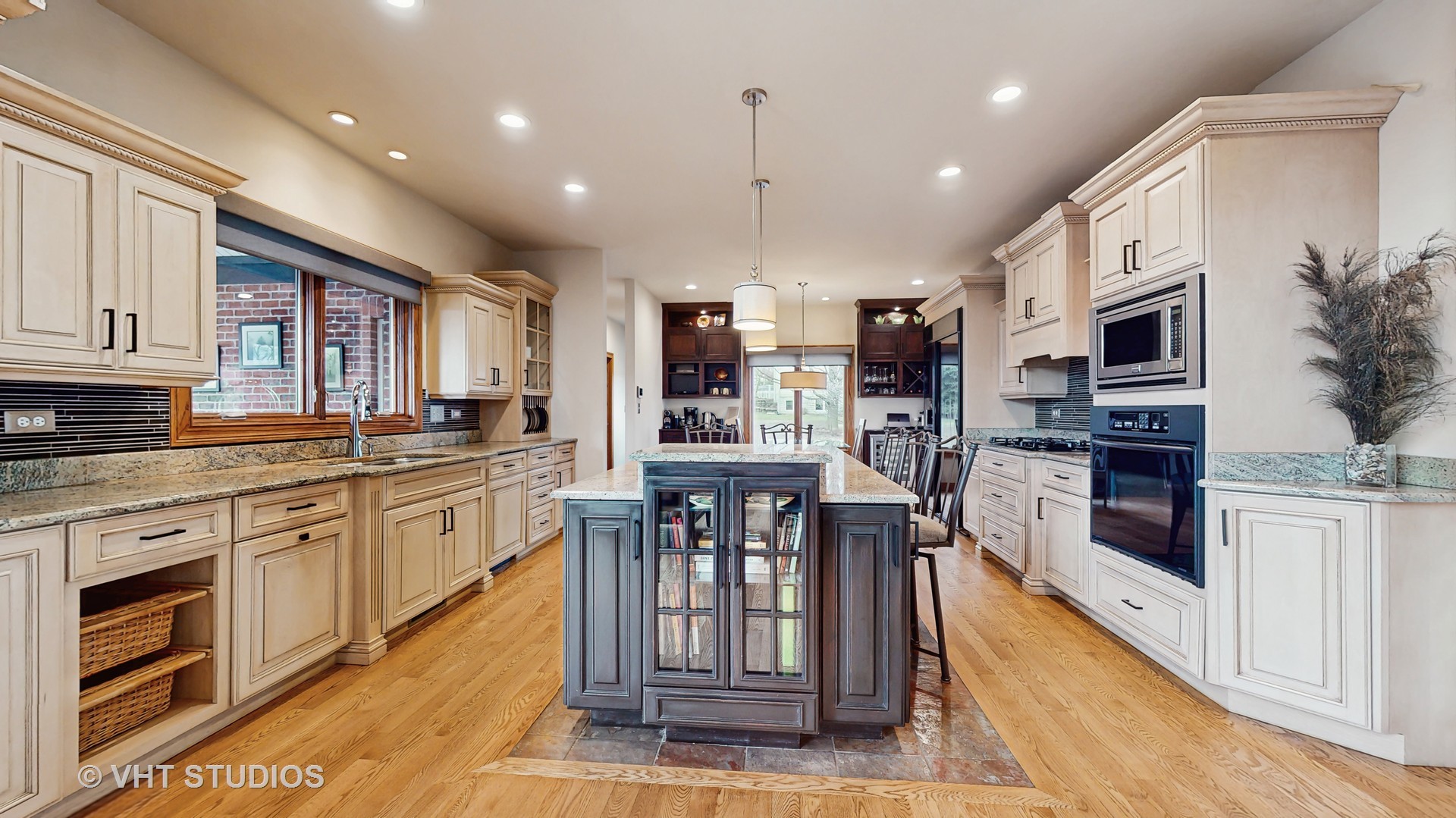 6901 Prairie Drive Spring Grove, IL 60081 - Photo 13 of 60