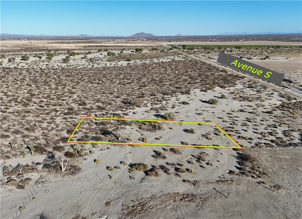 0 East Ave R 14 Palmdale, CA 93591 - Photo 4 of 6 a view of an ocean beach