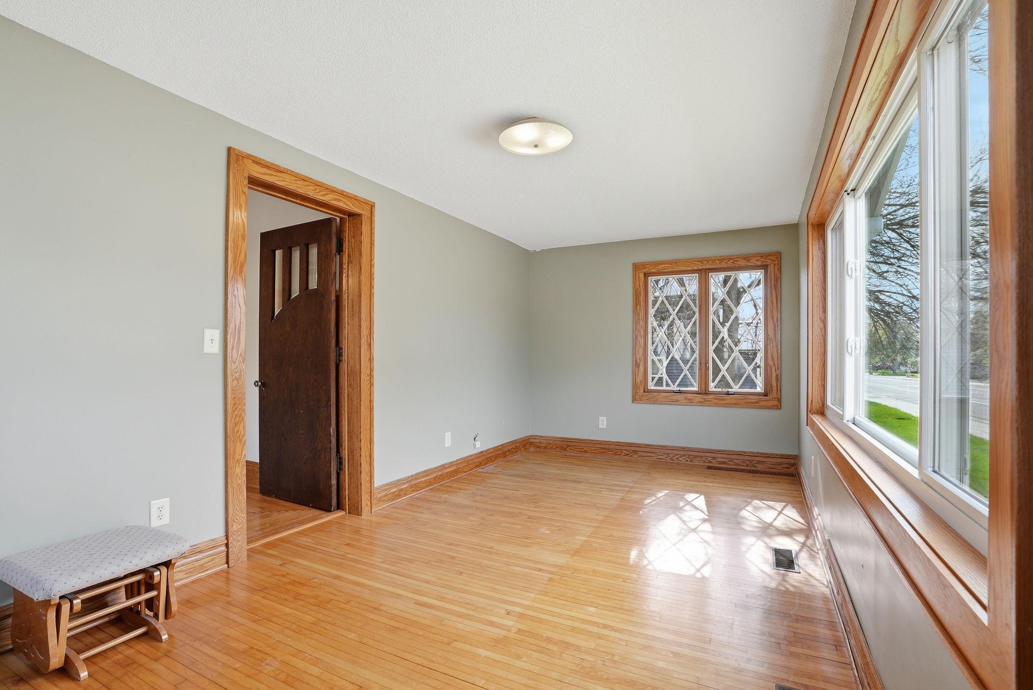 301 4th Street West Winthrop, MN 55396 - Photo 27 of 39
