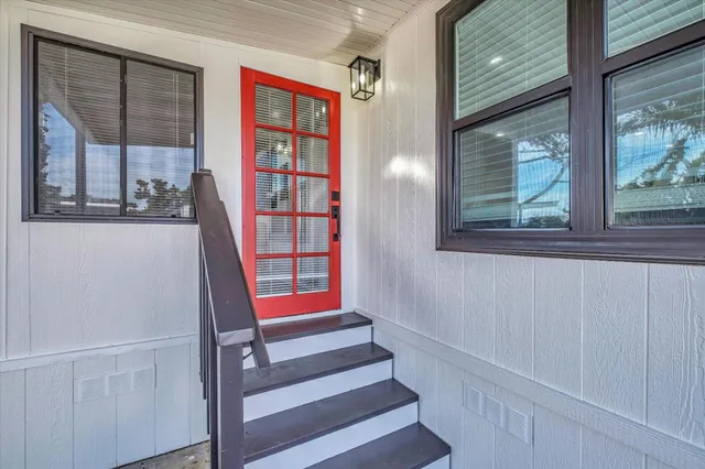 a view of entryway with a front door