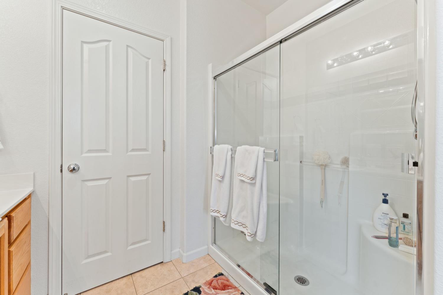 2270 Rose Arbor Drive Sacramento, CA 95835 - Photo 15 of 21