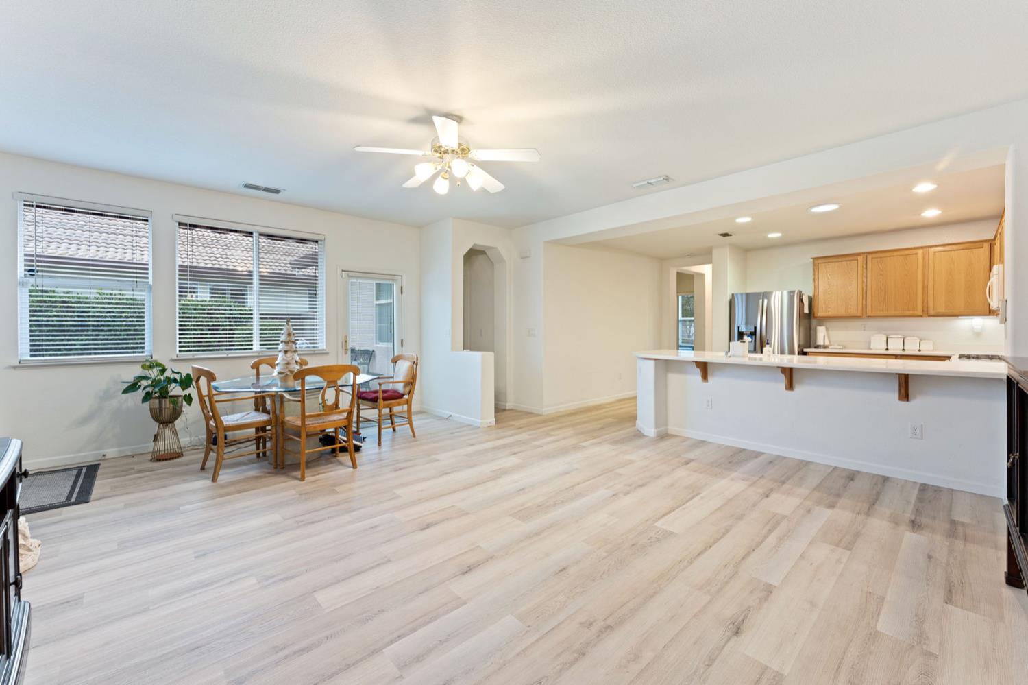 2270 Rose Arbor Drive Sacramento, CA 95835 - Photo 4 of 21