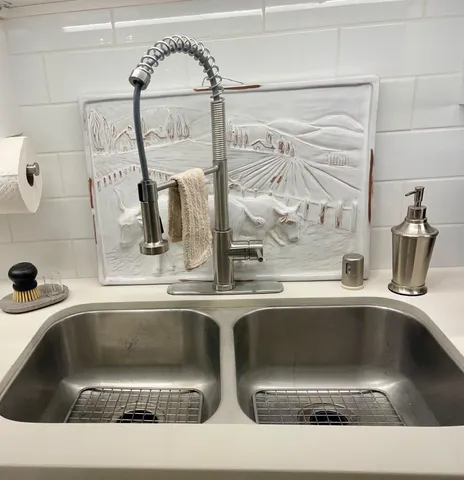 a close view of sink and tap